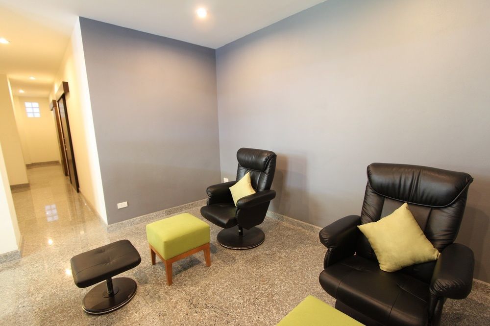 S Tara Grand Hotell Surat Thani Exteriör bild